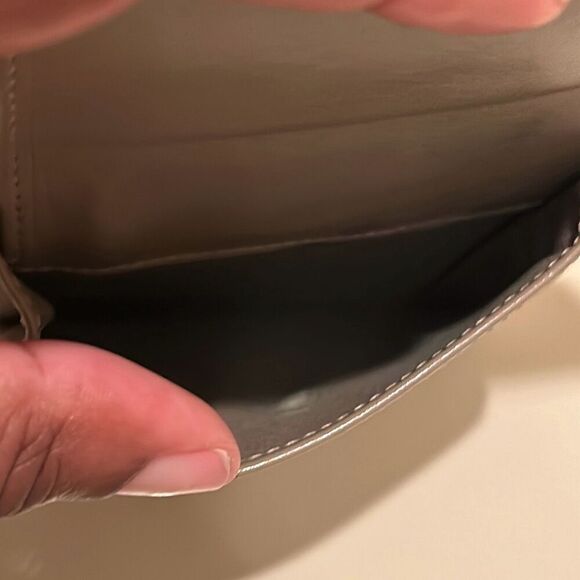 Fendi By The Way Leather Bifold Card Wallet Mauve Pink With Gold Hardware Small - Picture 10 of 15